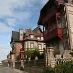D'hotes Mon Repos 3*